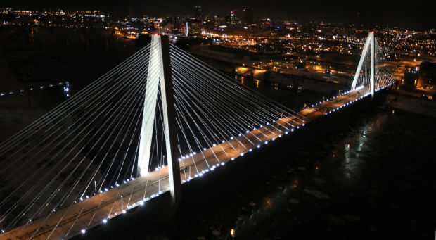 Lighting the Stan Musial Veterans Memorial Bridge